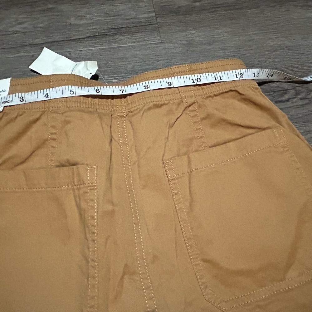 NWT Women’s Abercrombie & Fitch Brown Cargo Pants - Picture 5 of 8